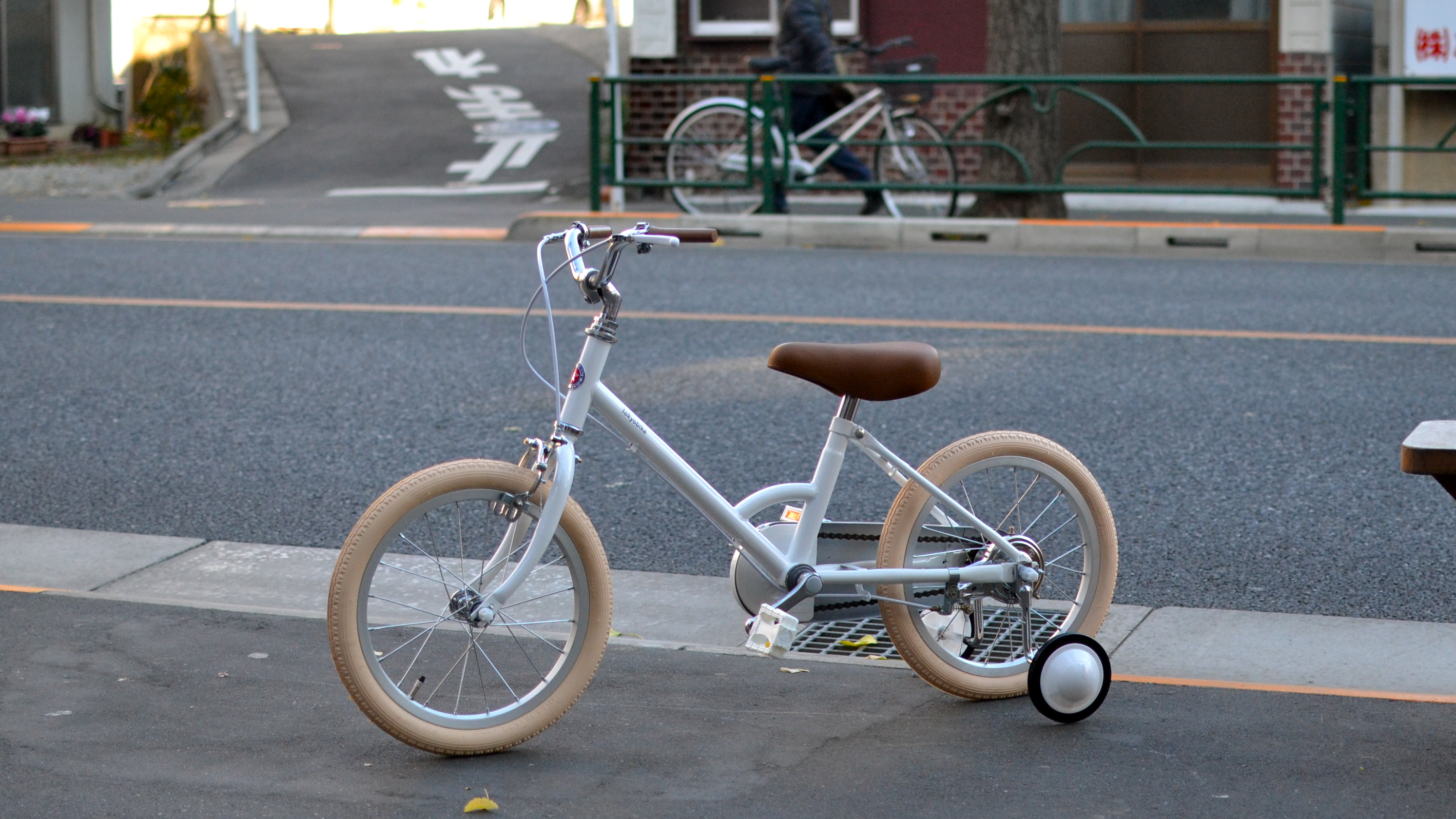 新しいエルメス 16インチ Tokyobike 自転車 子供用 - 自転車本体 - www.qiraatafrican.com